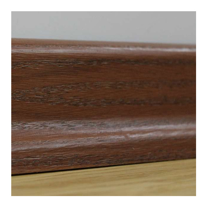 Плинтус напольный PW Skirting Дуб Коньячный Лак