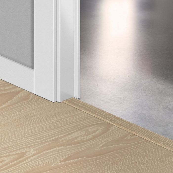 Порог Quick Step Дуб натуральный отбеленный QSINCP04089